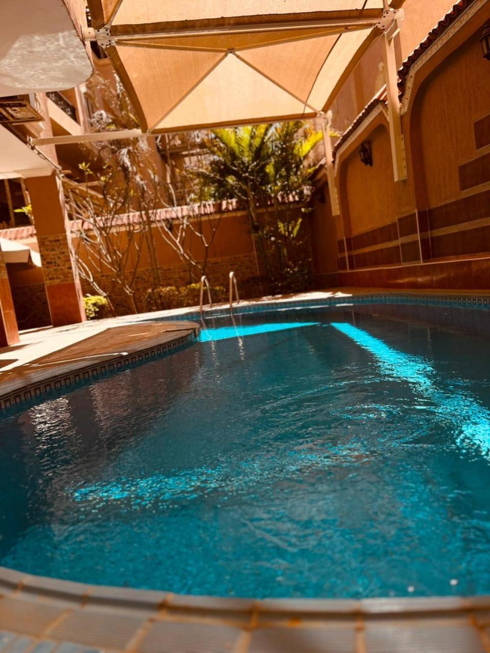 Hidden Gem With Pool Access In New Cairo Lejlighed Eksteriør billede